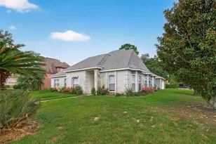 5310 Holly View Dr, Houston, TX 77091 - Photo 37