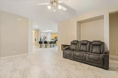 12619 Egret Hill Court, Houston, TX 77089 - Photo 7