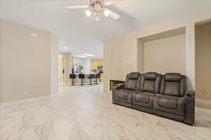 12619 Egret Hill Ct, Houston, TX 77089 - Photo 7
