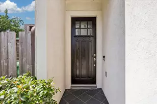 869 Wakefield Dr, Houston, TX 77018 - Photo 3