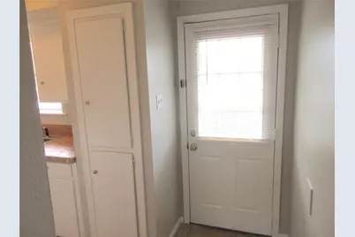 1230 Shadowdale Drive #6, Houston, TX 77043 - Photo 9