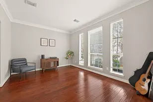 4218 Magnolia Ln, Sugar Land, TX 77478 - Photo 5