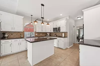 4218 Magnolia Lane, Sugar Land, TX 77478 - Photo 13