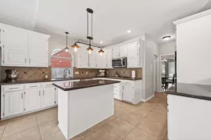 4218 Magnolia Ln, Sugar Land, TX 77478 - Photo 13