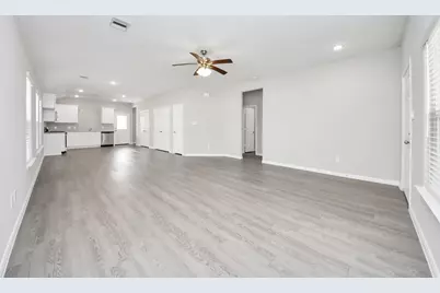 807 Jefferson Ave, Cleveland, TX 77327 - Photo 7