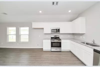 807 Jefferson Ave, Cleveland, TX 77327 - Photo 15