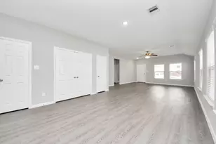 807 Jefferson Ave, Cleveland, TX 77327 - Photo 11