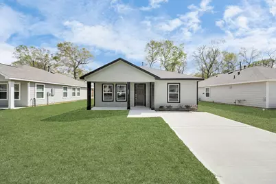 807 Jefferson Ave, Cleveland, TX 77327 - Photo 3