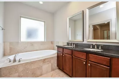 2908 Leeland Street, Houston, TX 77003 - Photo 21