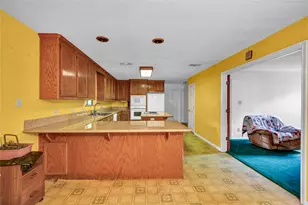 3852 County Rd 704, Brazoria, TX 77422 - Photo 7