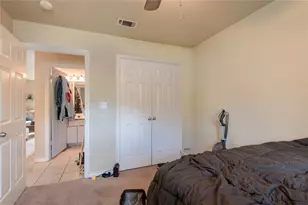 104 Yegua Cir, Huntsville, TX 77340 - Photo 13