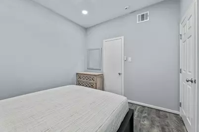 412 Drew Street #1, Houston, TX 77006 - Photo 7