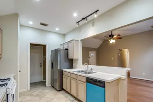 3426 Mission Valley Dr, Missouri City, TX 77459 - Photo 11