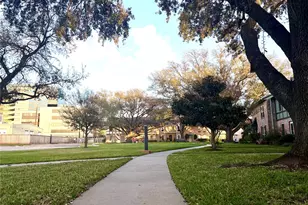 14213 Lost Meadow Ln, Houston, TX 77079 - Photo 43