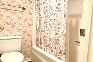 14213 Lost Meadow Ln, Houston, TX 77079 - Photo 9