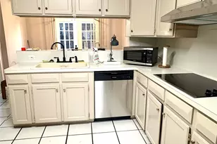 14213 Lost Meadow Ln, Houston, TX 77079 - Photo 19