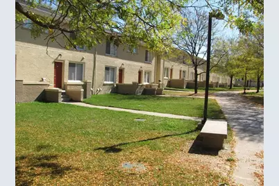 128 S Edith St Pontiac, Pontiac, MI 48342 - Photo 5