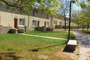 128 S Edith St Pontiac, Pontiac, MI 48342 - Photo 5