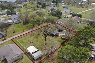 281 N Shady Oaks Dr, Point Blank, TX 77364 - Photo 45