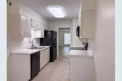 6814 Marshall Place Drive, Beaumont, TX 77706 - Photo 7