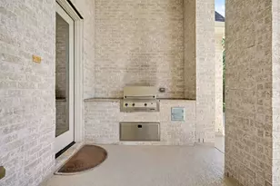 2296 Lakeway Dr, Friendswood, TX 77546 - Photo 33