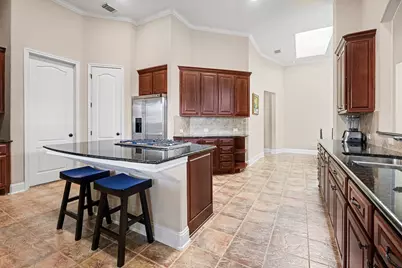 2296 Lakeway Drive, Friendswood, TX 77546 - Photo 15