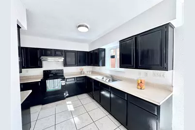 9901 Sharpcrest Street #M6, Houston, TX 77036 - Photo 7