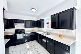 9901 Sharpcrest St, Houston, TX 77036 - Photo 7