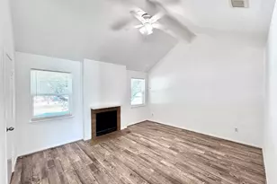 9901 Sharpcrest St, Houston, TX 77036 - Photo 17