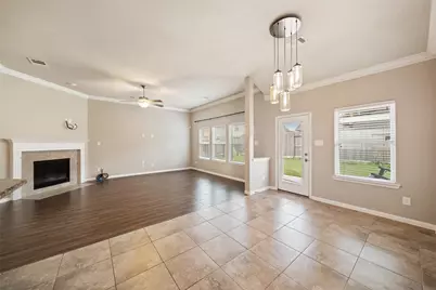 9011 Newcroft Court, Tomball, TX 77375 - Photo 5