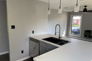 2709 Terry St, Houston, TX 77009 - Photo 9