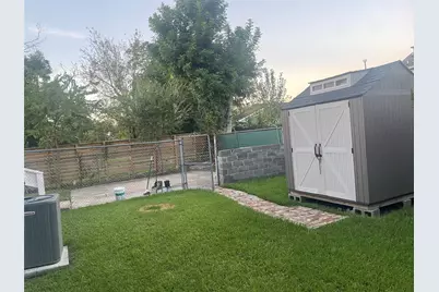 2709 Terry Street, Houston, TX 77009 - Photo 23