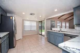 14418 Royal Hill Dr, Houston, TX 77083 - Photo 9