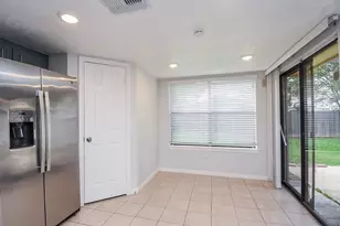 14418 Royal Hill Dr, Houston, TX 77083 - Photo 13