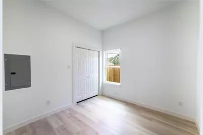 331 Delaware St, Houston, TX 77029 - Photo 7