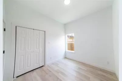331 Delaware St, Houston, TX 77029 - Photo 9