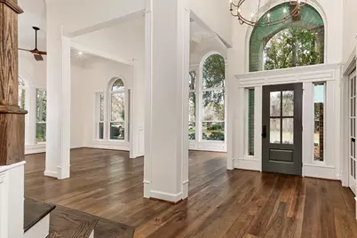 170 Golden Shadow Circle, The Woodlands, TX 77381 - Photo 3