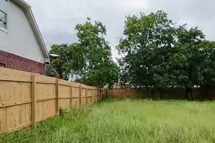 6907 Keats St, Houston, TX 77085 - Photo 3