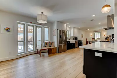 2406 Blue Water Lane, Houston, TX 77018 - Photo 13