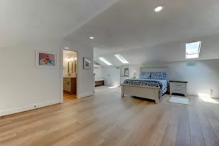 2406 Blue Water Ln, Houston, TX 77018 - Photo 33