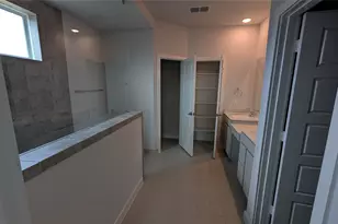 11002 Valley Fort Drive, Missouri City, TX 77459 - Photo 5
