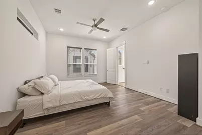 315 Cyclamen Street, Houston, TX 77018 - Photo 13