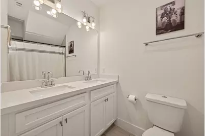 315 Cyclamen Street, Houston, TX 77018 - Photo 5