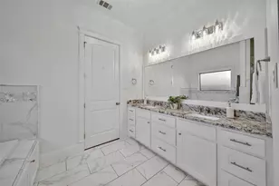 1236 Chamboard Ln, Houston, TX 77018 - Photo 25