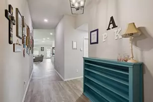 1185 Colt Creek Ct, Alvin, TX 77511 - Photo 7