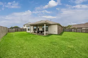 1185 Colt Creek Ct, Alvin, TX 77511 - Photo 1