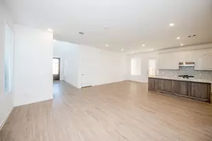 27035 Flower Isle Ln, Katy, TX 77493 - Photo 5