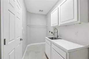 9806 Tanager Ln, Conroe, TX 77385 - Photo 27