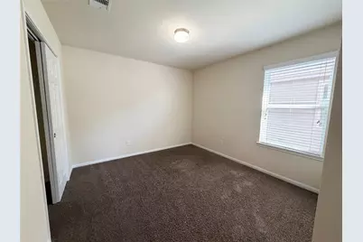 8223 Quiet Prairie Trail, Houston, TX 77049 - Photo 15