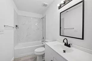 9007 Hilda St, Houston, TX 77033 - Photo 11